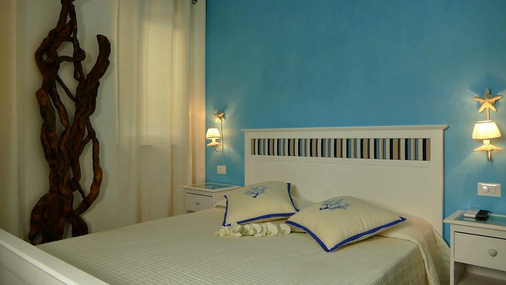 Bed & Breakfast Venezia Hotel Марина ди Карара Стая снимка