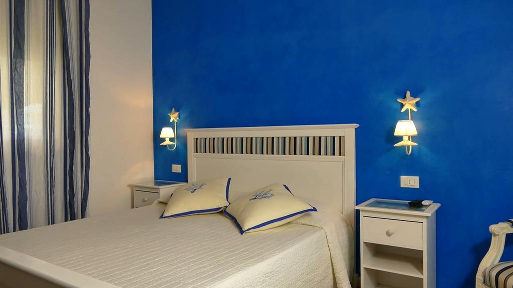 Bed & Breakfast Venezia Марина ди Карара Стая снимка