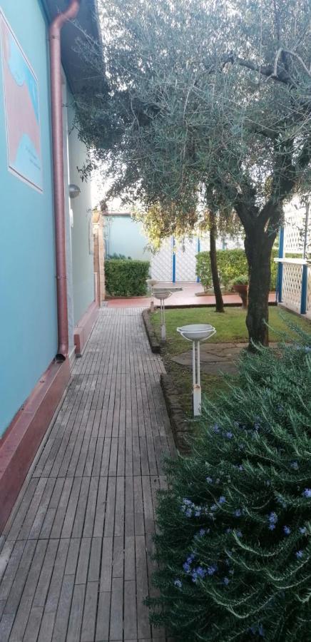 Bed & Breakfast Venezia Марина ди Карара Екстериор снимка