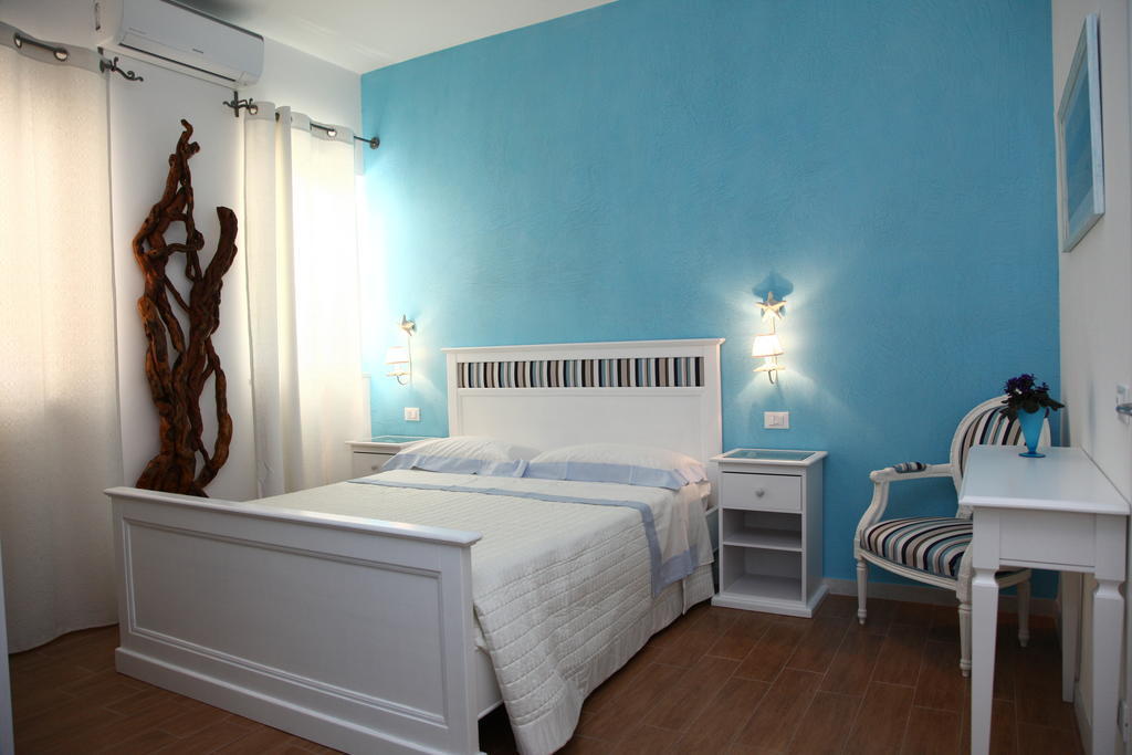 Bed & Breakfast Venezia Hotel Марина ди Карара Стая снимка