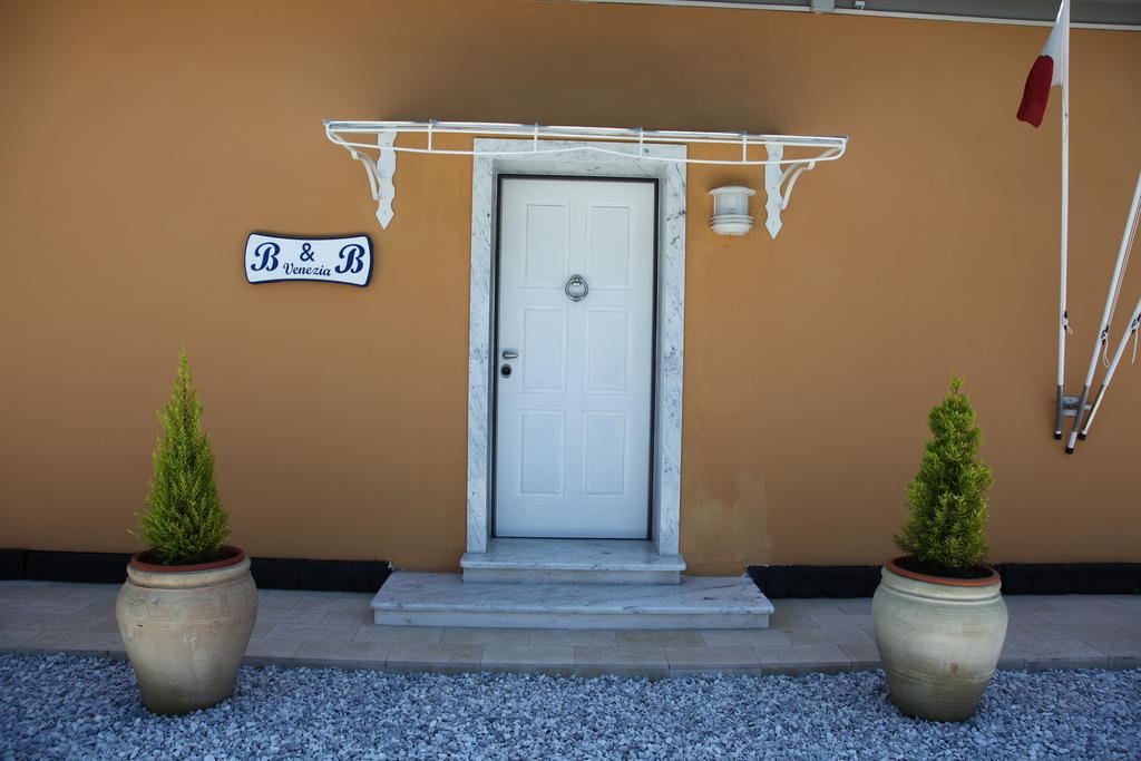 Bed & Breakfast Venezia Марина ди Карара Екстериор снимка