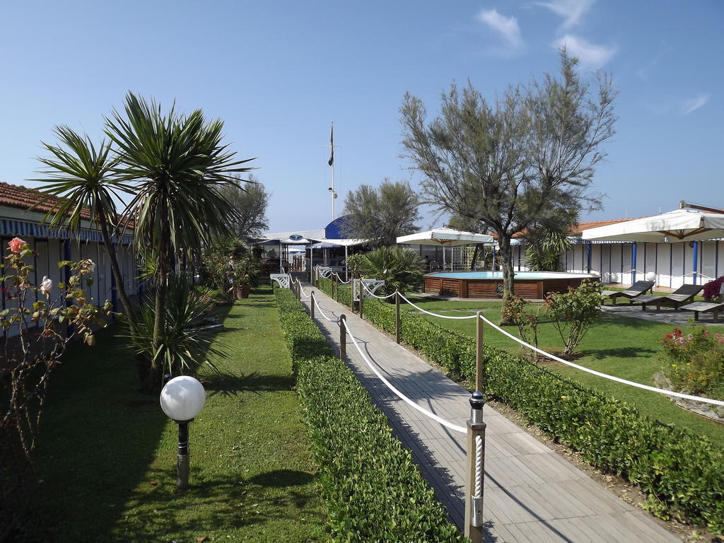 Bed & Breakfast Venezia Марина ди Карара Екстериор снимка