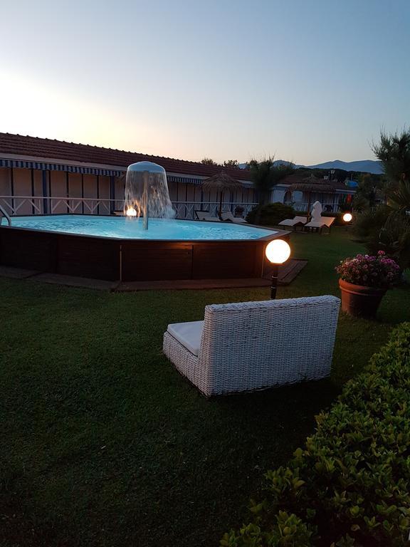 Bed & Breakfast Venezia Марина ди Карара Екстериор снимка